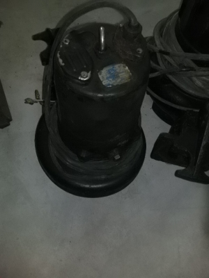 ไดโว้ใช้ในอุสาหกรรมโรงงานญี่ปุ่นแท้สภาพพร้อมใช้ขนาดท่อตัวใหญ่3นิ้วShinmaywa15KW 4P 200V ไฟ3เพรส200mm 60H2 62A ราคา8,000บ