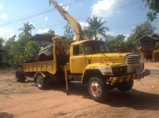 ขาย เฮี๊ยบพับ 3ตัน สภาพดีพร้อมใช้งาน แห้งๆ ขาย เฮี๊ยบพับ 3ตัน สภาพดีพร้อมใช้งาน แห้งๆ