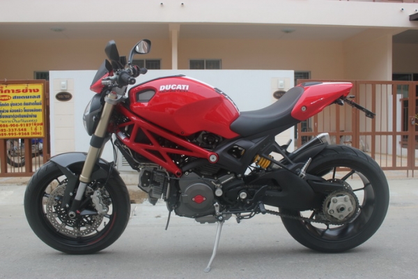 ขาย DUCATI MONSTER 1100 EVO ABS ปี2012 อินวอยล์พร้อมสรรพสามิต