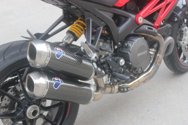 ขาย DUCATI MONSTER 1100 EVO ABS ปี2012 อินวอยล์พร้อมสรรพสามิต