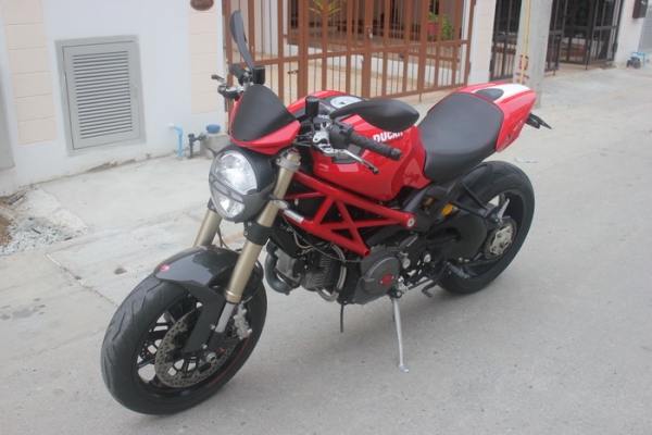 ขาย DUCATI MONSTER 1100 EVO ABS ปี2012 อินวอยล์พร้อมสรรพสามิต