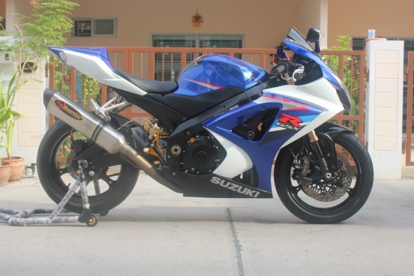 ขาย SUZUKI GSXR1000 K7 รถอินวอยล์สรรพสามิตแท้ๆ พร้อมของแต่ง