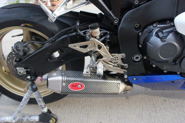 ขาย HONDA CBR1000RR ปี2008 สเป็คอเมกา วิ่งน้อย ท่อแต่งโหดๆ