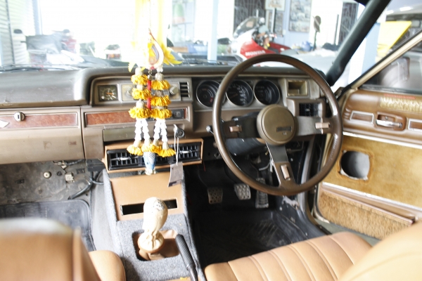 Datsun Bluebird 180B ปี 1977