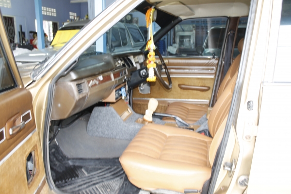 Datsun Bluebird 180B ปี 1977