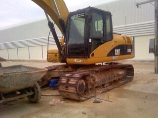 Cat 320D รุ่นใหม่ล่าสุด เครื่องคอมมอนเรล 4 สูบ