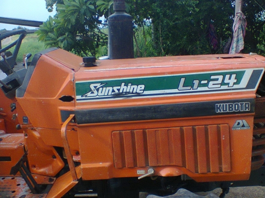ขายรถไถ Kubota L1-24 แรง 2เพลา พร้อมผาน 5 1พวง