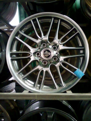 ขายล้อBMWหลายชุดล้อใหม่ 18 19 20 ชุดละ12800