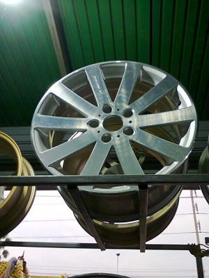 ขายล้อBMWหลายชุดล้อใหม่ 18 19 20 ชุดละ12800