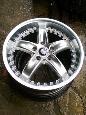 ขายล้อBMWหลายชุดล้อใหม่ 18 19 20 ชุดละ12800