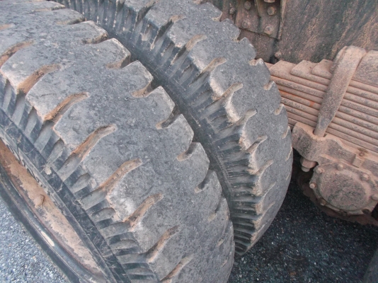 ขายด่วนรถสิบล้อหลงโบ2เพลาดรั้มเครืองโบ220แรงม้า ขายด่วนรถสิบล้อหลงโบ2เพลาดรั้มเครืองโบ220แรงม้า