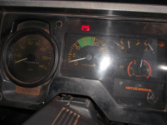 ขายด่วนรถสิบล้อหลงโบ2เพลาดรั้มเครืองโบ220แรงม้า ขายด่วนรถสิบล้อหลงโบ2เพลาดรั้มเครืองโบ220แรงม้า