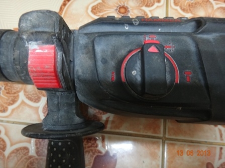 สว่านโรตารี่3ระบบ BOSCH รุ่น GBH2-26DFR สภาพใหม่ ราคาถูำกๆ