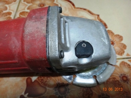 เครื่องเจียรไฟฟ้า Maktec รุ่น MT954 สภาพใหม่ ราคาถูก เครื่องเจียรไฟฟ้า Maktec รุ่น MT954 สภาพใหม่ ราคาถูก