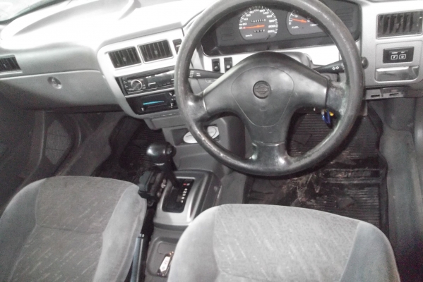 2001 NISSAN, NV 1.6 SLX QUEEN-CAB สีบรอนซ์เงิน เกียร์ออโต้ ติดแก๊ส LPG 2001 NISSAN, NV 1.6 SLX QUEEN-CAB สีบรอนซ์เงิน เกียร์ออโต้ ติดแก๊ส LPG