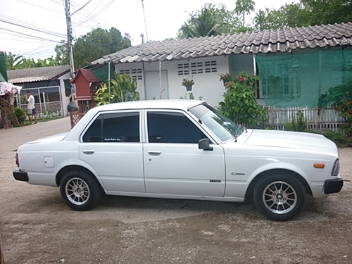 TOYOTA RT 130