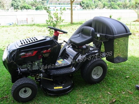 ขายรถตัดหญ้าแบบนั่งขับ มือหนึ่ง ราคาถูก ค่ะ