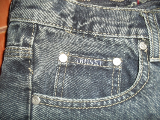 กางเกงยีนส์ HUGO BOSS