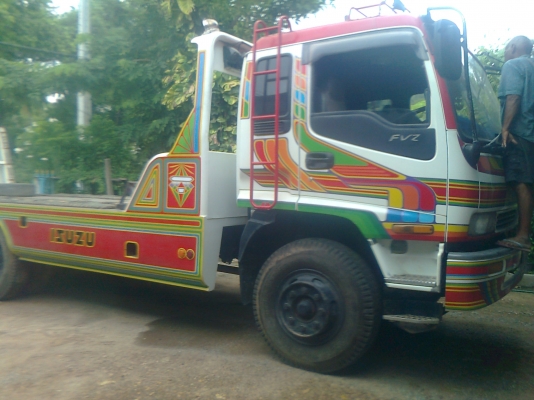 10 ล้อ ISUZU 2 เพลา 195 เทอรโบอินเตอร์ เทเลอร์บรรทุกรถเกี่ยว