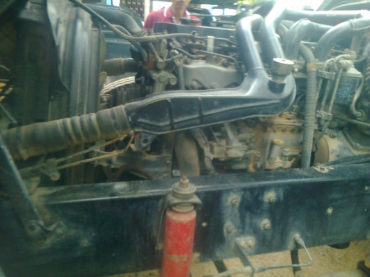 10 ล้อ ISUZU 2 เพลา 195 เทอรโบอินเตอร์ เทเลอร์บรรทุกรถเกี่ยว