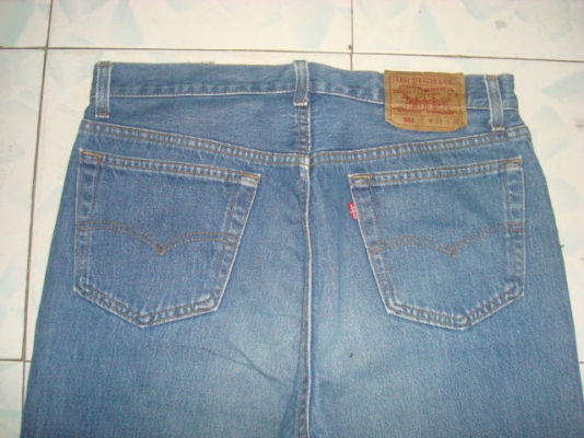 # 8749 # ยีนส์ Levi's 501 ผ้าทราย ของแท้ มือสอง เอว 34 ยาว 29 แป็กเงิน รุ่นเก่า ตะเข็บสวย # 8749 # ยีนส์ Levi's 501 ผ้าทราย ของแท้ มือสอง เอว 34 ยาว 29 แป็กเงิน รุ่นเก่า ตะเข็บสวย