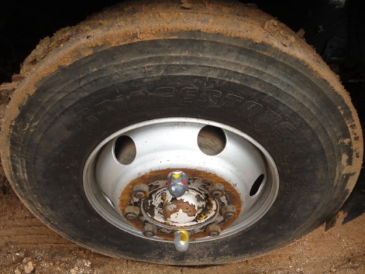 HINO FM3M 22 ล้อ พร้อมหางโรเบท HINO FM3M 22 ล้อ พร้อมหางโรเบท