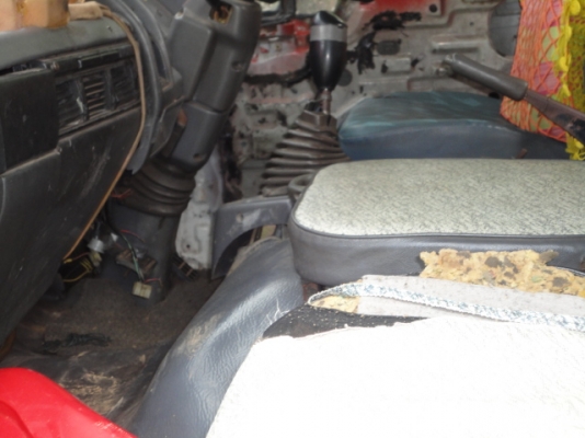 HINO FM3M 22 ล้อ พร้อมหางโรเบท HINO FM3M 22 ล้อ พร้อมหางโรเบท