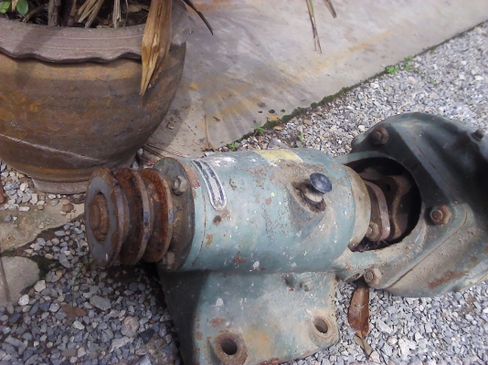 ปั้มน้ำ2นิ้วแต่ใส่ท่อต่อไว้3นิ้วเป็นแบบใช้งานหนักได้ดีตัวใหญ่หมุนออกตัวง่าย ปั้มน้ำ2นิ้วแต่ใส่ท่อต่อไว้3นิ้วเป็นแบบใช้งานหนักได้ดีตัวใหญ่หมุนออกตัวง่าย