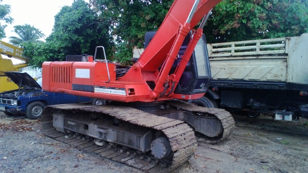 รถขุดEX200-1สวยๆ ช่วงล่างสวย เฟมสวยมาก เครื่อง ปั้มแห้งเดิมๆ รถขุดEX200-1สวยๆ ช่วงล่างสวย เฟมสวยมาก เครื่อง ปั้มแห้งเดิมๆ