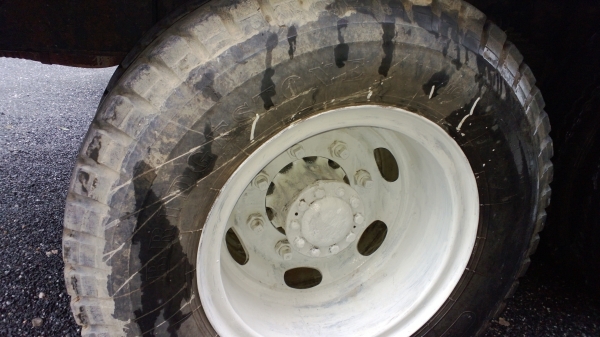 10ล้อหางปลา2เพลา ทุกแบคโฮใหญ่ติดเครน4.5ตัน มีเกียร์สโสและสะพานไฮดรอลิก 10ล้อหางปลา2เพลา ทุกแบคโฮใหญ่ติดเครน4.5ตัน มีเกียร์สโสและสะพานไฮดรอลิก