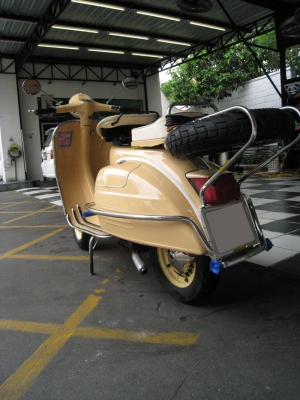 ขาย/เเลก(ลดราคาเเล้ว)vespa sprint 150 ทะเบียนโอน สภาพดี เครื่องดีมาก ทรงสี ขี่ดี พร้อมใช้ หล่อๆ