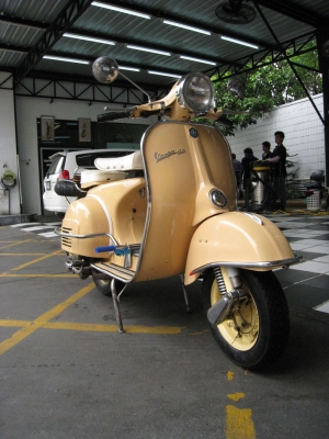 ขาย/เเลก(ลดราคาเเล้ว)vespa sprint 150 ทะเบียนโอน สภาพดี เครื่องดีมาก ทรงสี ขี่ดี พร้อมใช้ หล่อๆ