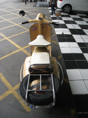 ขาย/เเลก(ลดราคาเเล้ว)vespa sprint 150 ทะเบียนโอน สภาพดี เครื่องดีมาก ทรงสี ขี่ดี พร้อมใช้ หล่อๆ