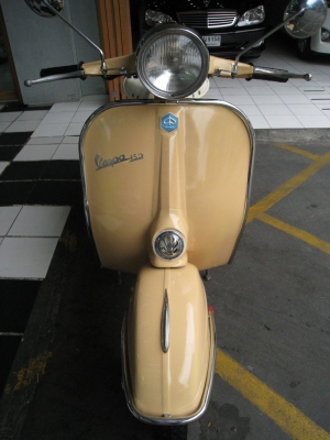 ขาย/เเลก(ลดราคาเเล้ว)vespa sprint 150 ทะเบียนโอน สภาพดี เครื่องดีมาก ทรงสี ขี่ดี พร้อมใช้ หล่อๆ