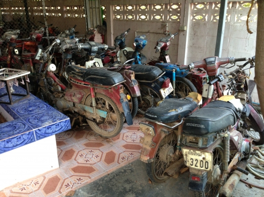 นันธิดาC700C900 คันละ4000 รถมี70คัน จัดส่งได้ทั่วไทย