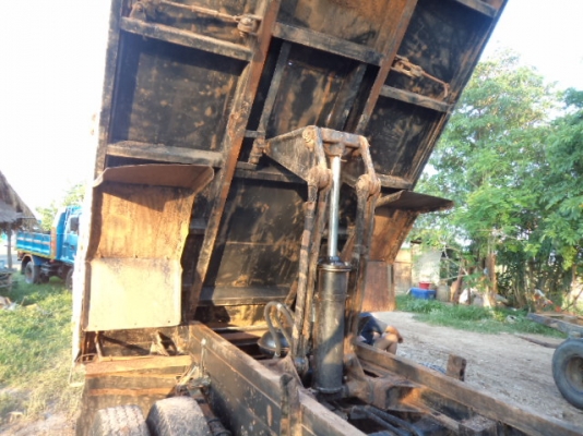 ขายรถ6ล้ออีซูซุเดก้า210แรงม้า ราคาตัดพ่อค้าไป๊เลยคับ พร้อมโอนคับ