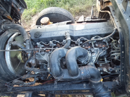 ขายรถ6ล้ออีซูซุเดก้า210แรงม้า ราคาตัดพ่อค้าไป๊เลยคับ พร้อมโอนคับ