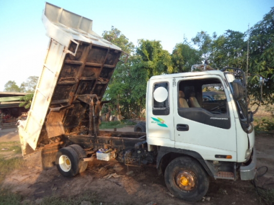 ขายรถ6ล้ออีซูซุเดก้า210แรงม้า ราคาตัดพ่อค้าไป๊เลยคับ พร้อมโอนคับ