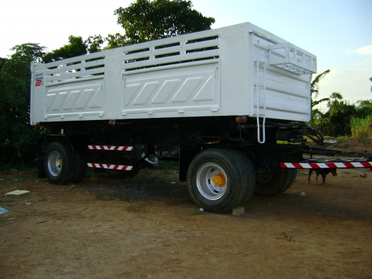 ขายลูกพ่วงสามมิตร