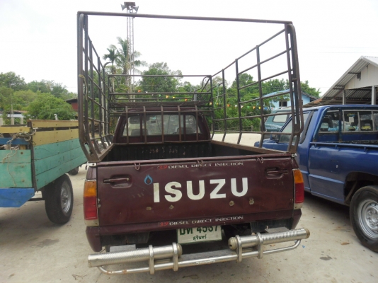 รถกระบะISUZU kb เครื่อง 2500 ฝาทอง เครื่องดีเกียร์ดี พร้อมใช้งานเอกสารทะเบียนพร้อม รถกระบะISUZU kb เครื่อง 2500 ฝาทอง เครื่องดีเกียร์ดี พร้อมใช้งานเอกสารทะเบียนพร้อม