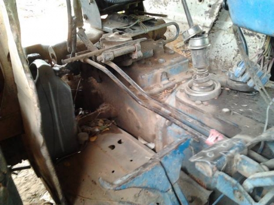 ขาย รถไถ1เพลา FORD 77 T1 สภาพดี ราคาไม่แพง เครื่องดีติดง่าย เกียร์ดีเดินหน้าถอยหลังปกติ ปั้มดี หางดีแขนดี ไม่มีปะระบบไฮฯใช้ได้ปกติ พร้อมอุปกรณ์ 4ชิ้น ใบดัน ผาน3,7 หางโรยขี้ไก่ อุปกรณ์สภาพดี เอกสารเล่มทะเบียน พร้อมใช้ พร้อมลุยงาน (มีคลิปประกอบ)ราคาต่อรองได