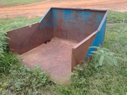 ขาย รถไถ1เพลา FORD 77 T1 สภาพดี ราคาไม่แพง เครื่องดีติดง่าย เกียร์ดีเดินหน้าถอยหลังปกติ ปั้มดี หางดีแขนดี ไม่มีปะระบบไฮฯใช้ได้ปกติ พร้อมอุปกรณ์ 4ชิ้น ใบดัน ผาน3,7 หางโรยขี้ไก่ อุปกรณ์สภาพดี เอกสารเล่มทะเบียน พร้อมใช้ พร้อมลุยงาน (มีคลิปประกอบ)ราคาต่อรองได