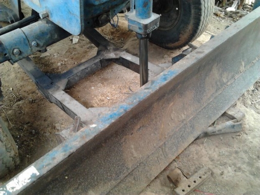 ขาย รถไถ1เพลา FORD 77 T1 สภาพดี ราคาไม่แพง เครื่องดีติดง่าย เกียร์ดีเดินหน้าถอยหลังปกติ ปั้มดี หางดีแขนดี ไม่มีปะระบบไฮฯใช้ได้ปกติ พร้อมอุปกรณ์ 4ชิ้น ใบดัน ผาน3,7 หางโรยขี้ไก่ อุปกรณ์สภาพดี เอกสารเล่มทะเบียน พร้อมใช้ พร้อมลุยงาน (มีคลิปประกอบ)ราคาต่อรองได