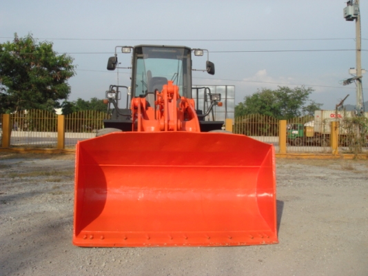 HITACHI LX130-7 เก่าญี่ปุ่น ราคาพิเศษ !!!!