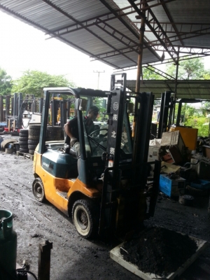 ขายรถยก TOYOTA 7FD15