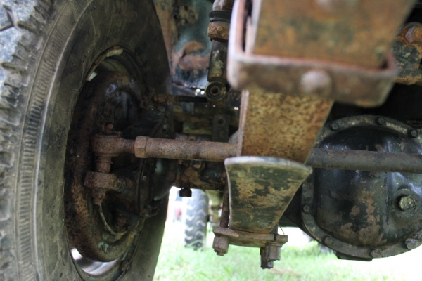 4x4ใช้ใด้ปกติ เครื่องดี เกืยร์รรมดา สีต้องอาบน้ำ วิ้นหน้าใช้โยกเกืยร์ กะบสแตนเลส มีเล่ม ทะเบืยนขาด48