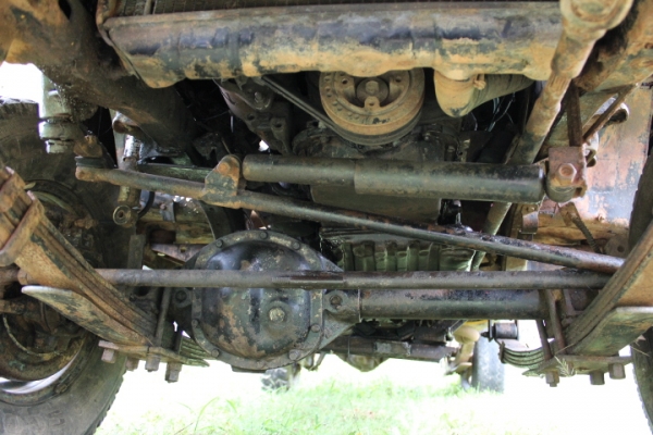 4x4ใช้ใด้ปกติ เครื่องดี เกืยร์รรมดา สีต้องอาบน้ำ วิ้นหน้าใช้โยกเกืยร์ กะบสแตนเลส มีเล่ม ทะเบืยนขาด48