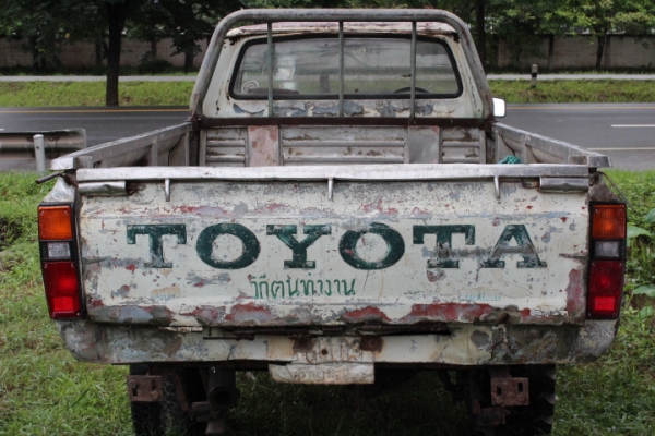 4x4ใช้ใด้ปกติ เครื่องดี เกืยร์รรมดา สีต้องอาบน้ำ วิ้นหน้าใช้โยกเกืยร์ กะบสแตนเลส มีเล่ม ทะเบืยนขาด48