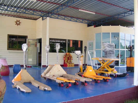 ทำได้ทุกไซด์ทุกขนาด สั้น ยาว เราทำได้ อะไหล่ทุกชิ้น ทุกยี่ห้อ ซ่อมได้