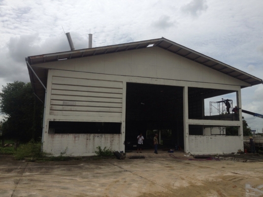 ขายโครงสร้าง 22x25เมตร 2 หลังคู่ สามารถนำมาต่อกันเป็น 22x50 ได้ สวยครับ ราคาไม่แพง